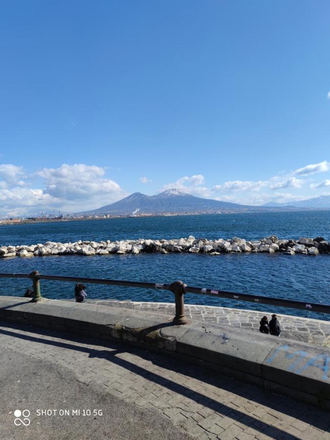 Borgo Santa Lucia Apartment Naples Exterior photo