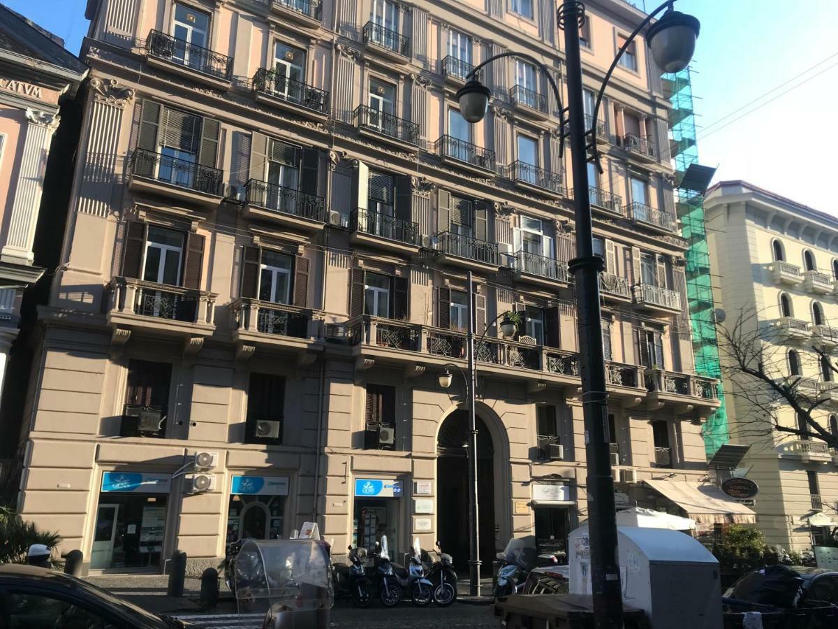 Borgo Santa Lucia Apartment Naples Exterior photo