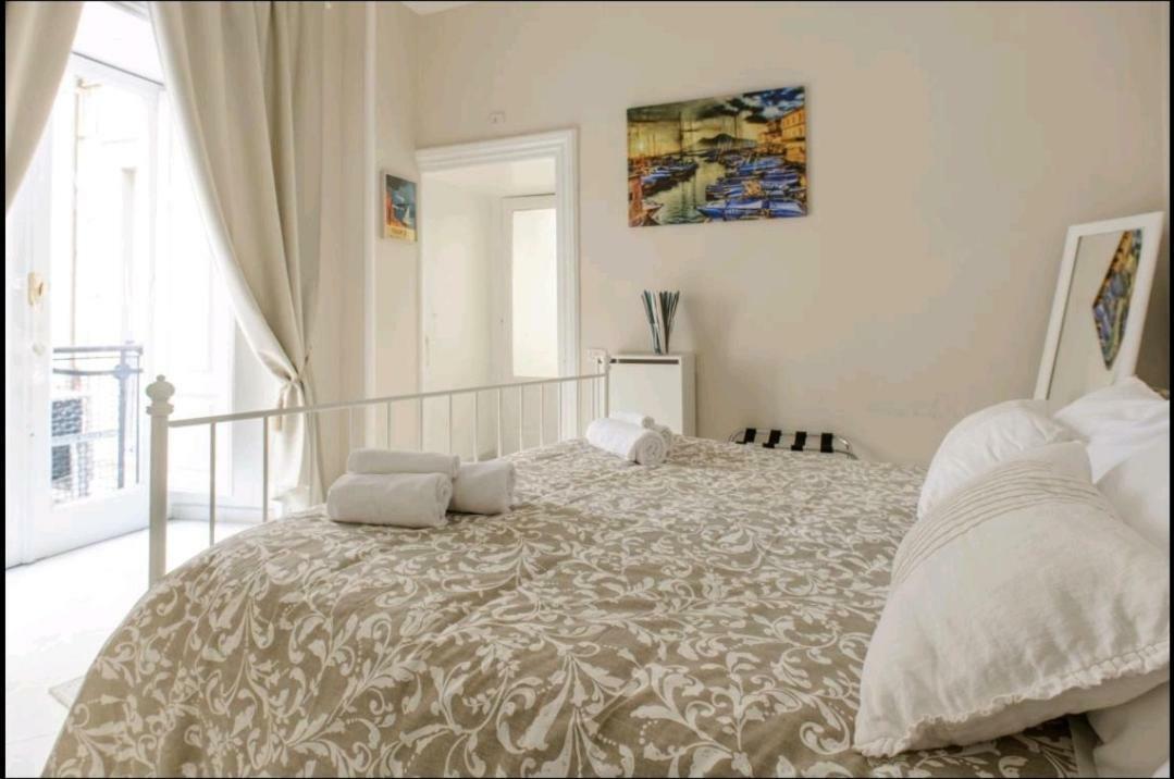 Borgo Santa Lucia Apartment Naples Exterior photo